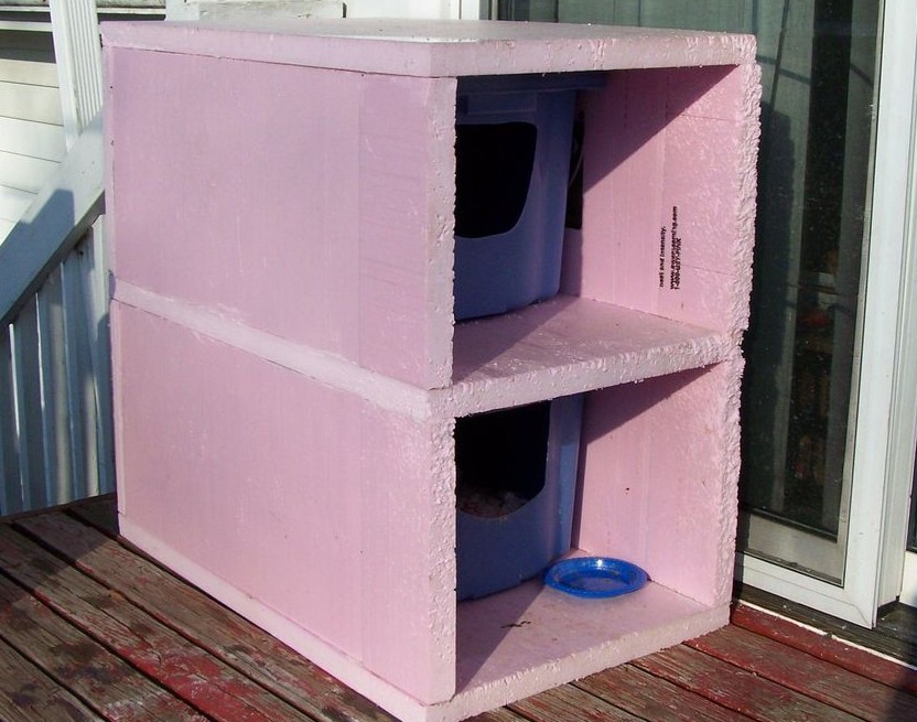 DIY: Warm Winter Cat Houses – Pet Project